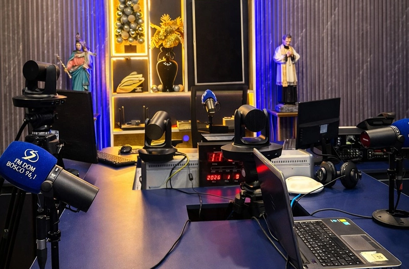 FM Dom Bosco inaugura novos estúdios e reafirma sua missão evangelizadora