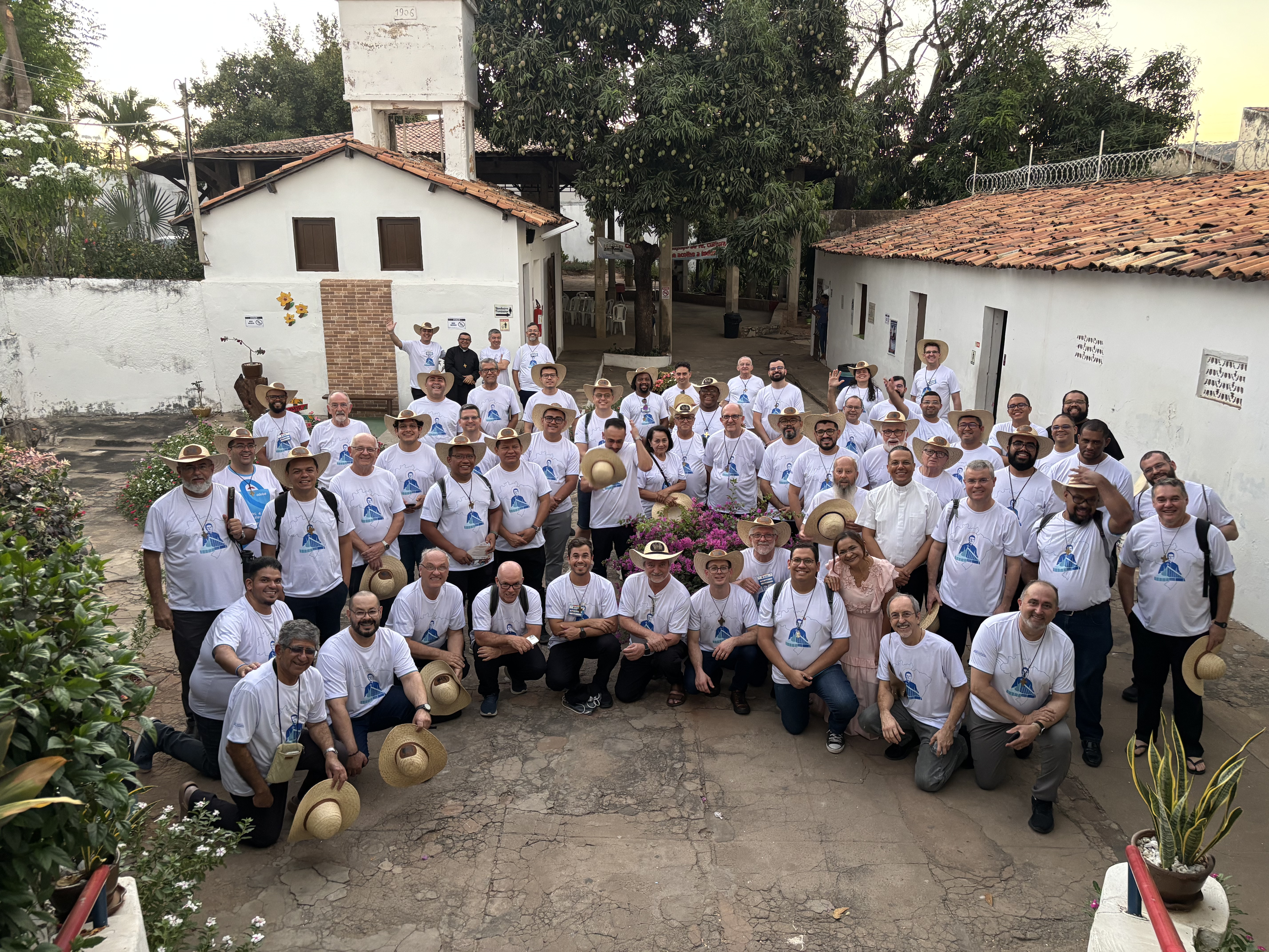Peregrinação aos lugares sagrados de Juazeiro marca 3º dia do Encontro Nacional de Paróquias e Santuários Salesianos